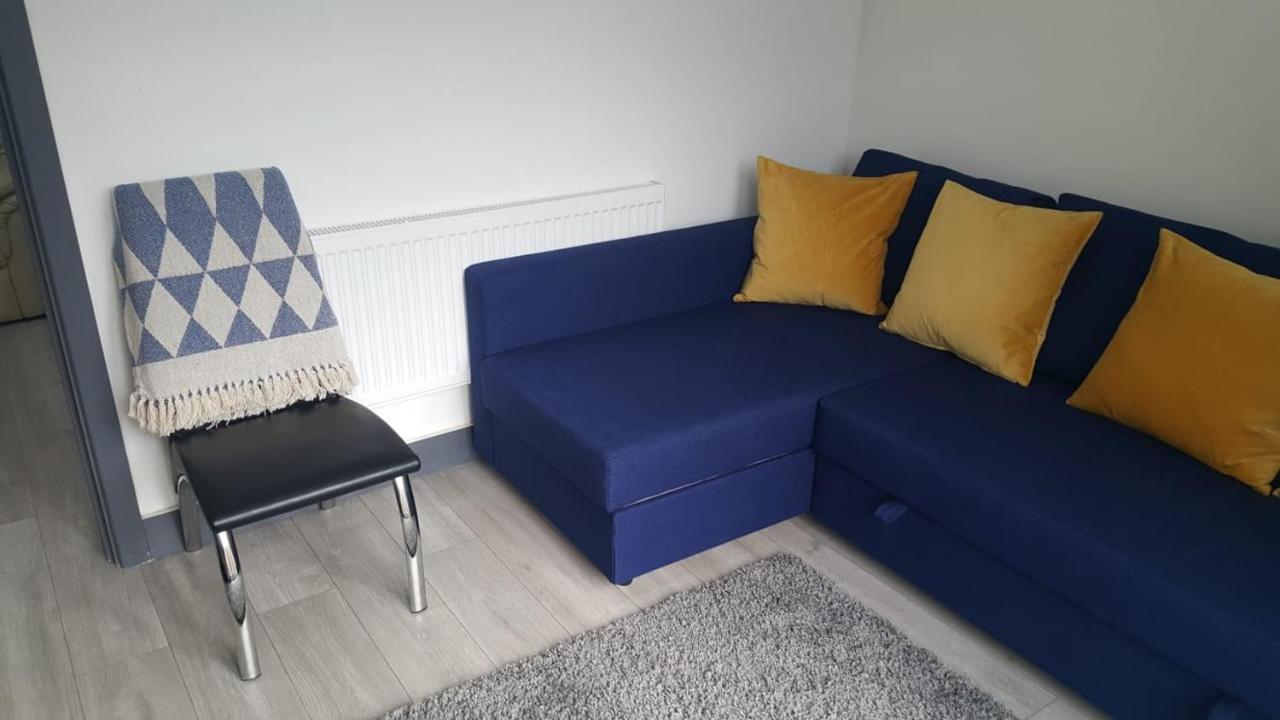 Homestay In Birmingham Sleeps 8 - Free Parking & Wifi מראה חיצוני תמונה