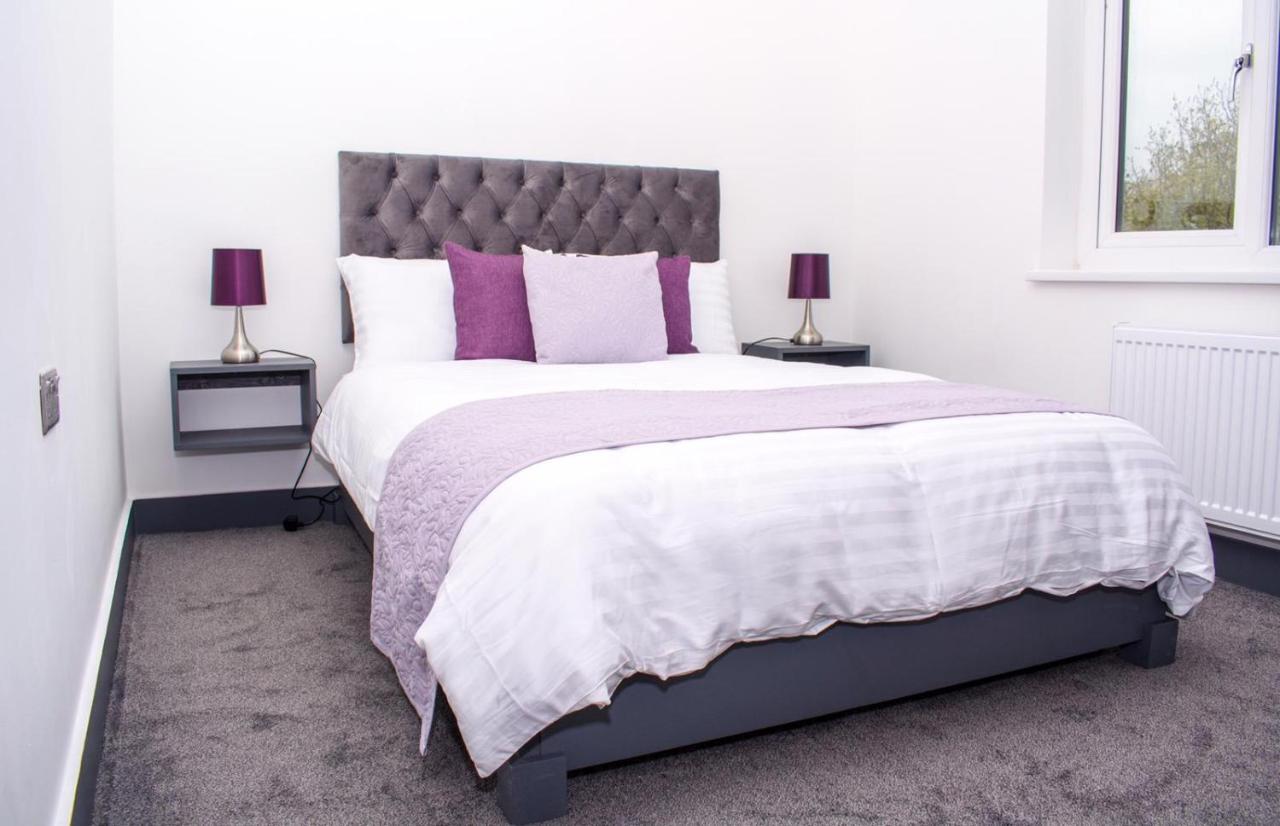 Homestay In Birmingham Sleeps 8 - Free Parking & Wifi מראה חיצוני תמונה