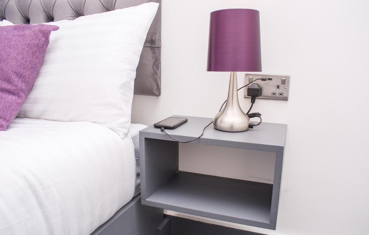 Homestay In Birmingham Sleeps 8 - Free Parking & Wifi מראה חיצוני תמונה